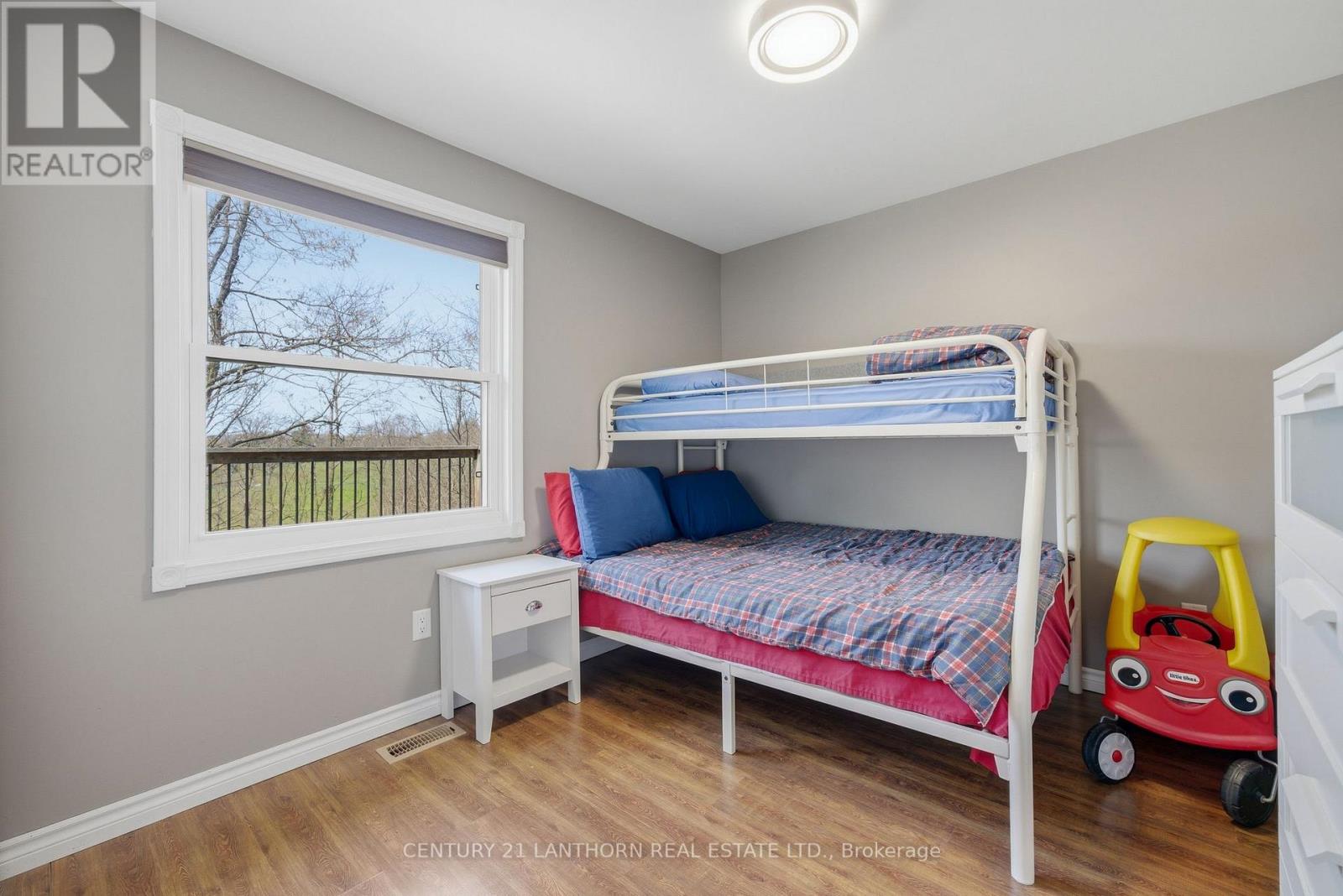 656 A COOPER ROAD - 26