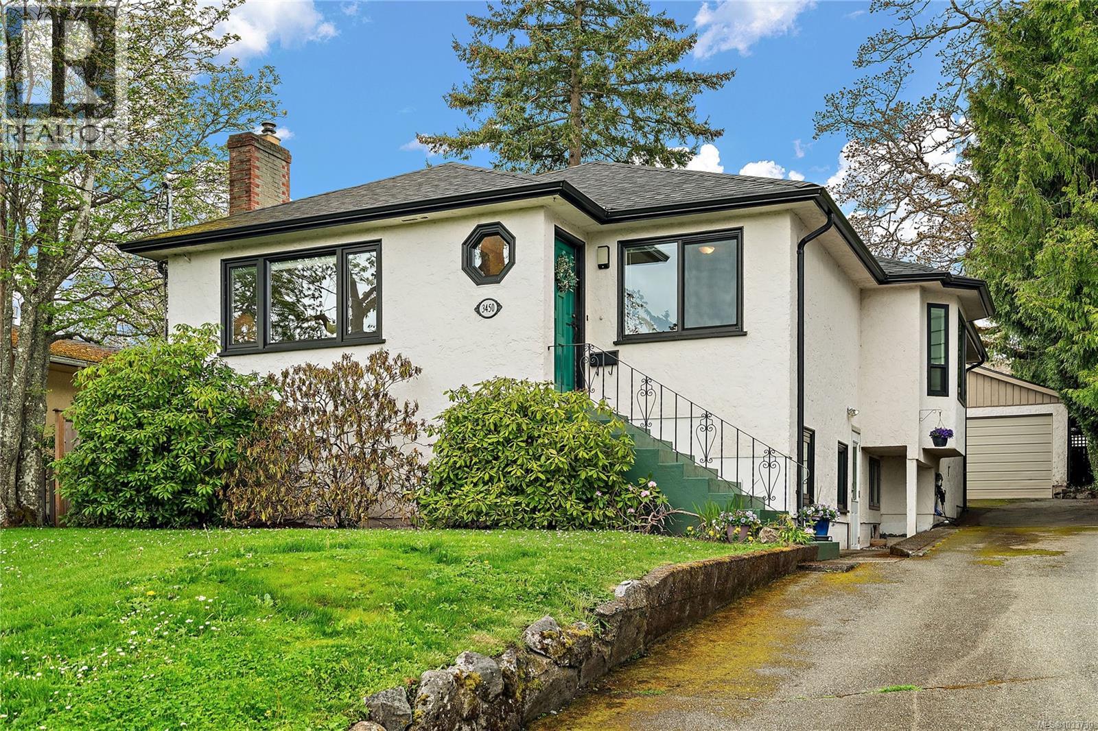 3450 Doncaster Dr - 30