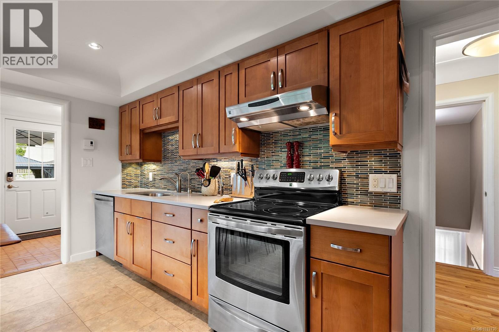 3450 Doncaster Dr - 9