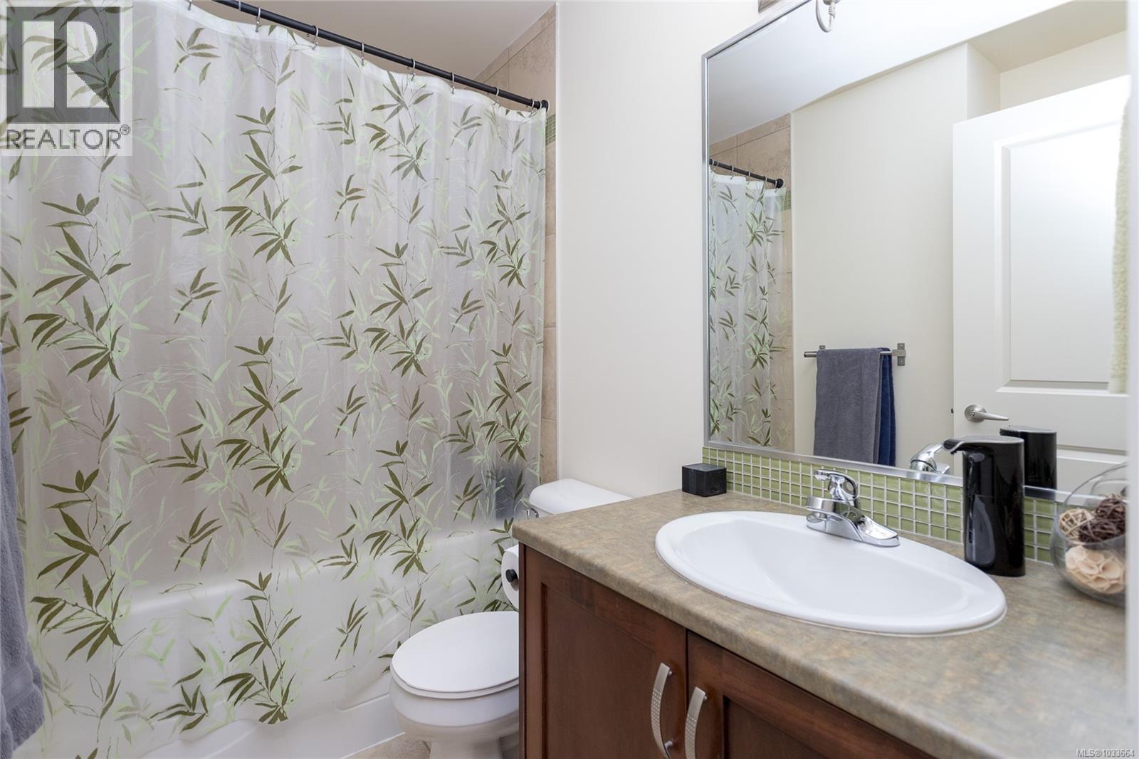 #311 866 Brock Ave - 21