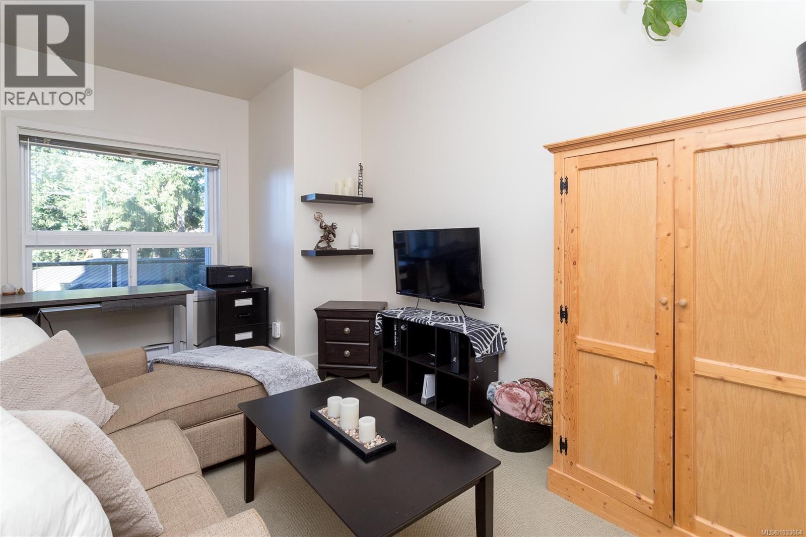 #311 866 Brock Ave - 23