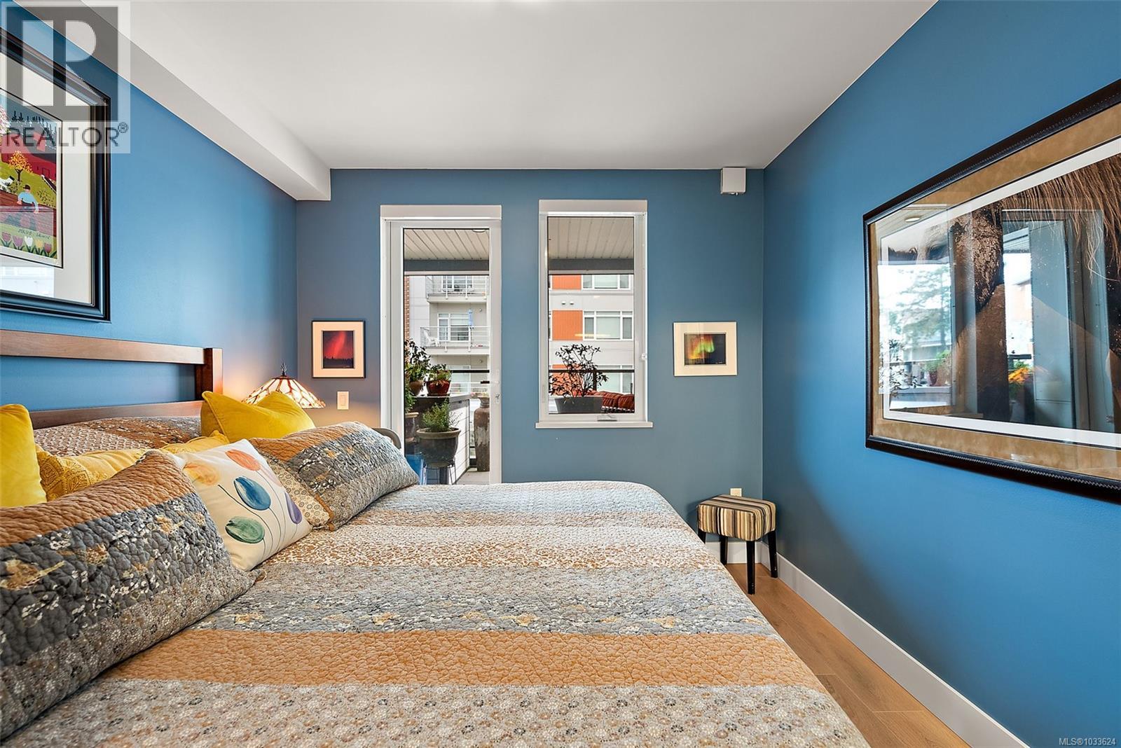 #203 2461 Sidney Ave - 15