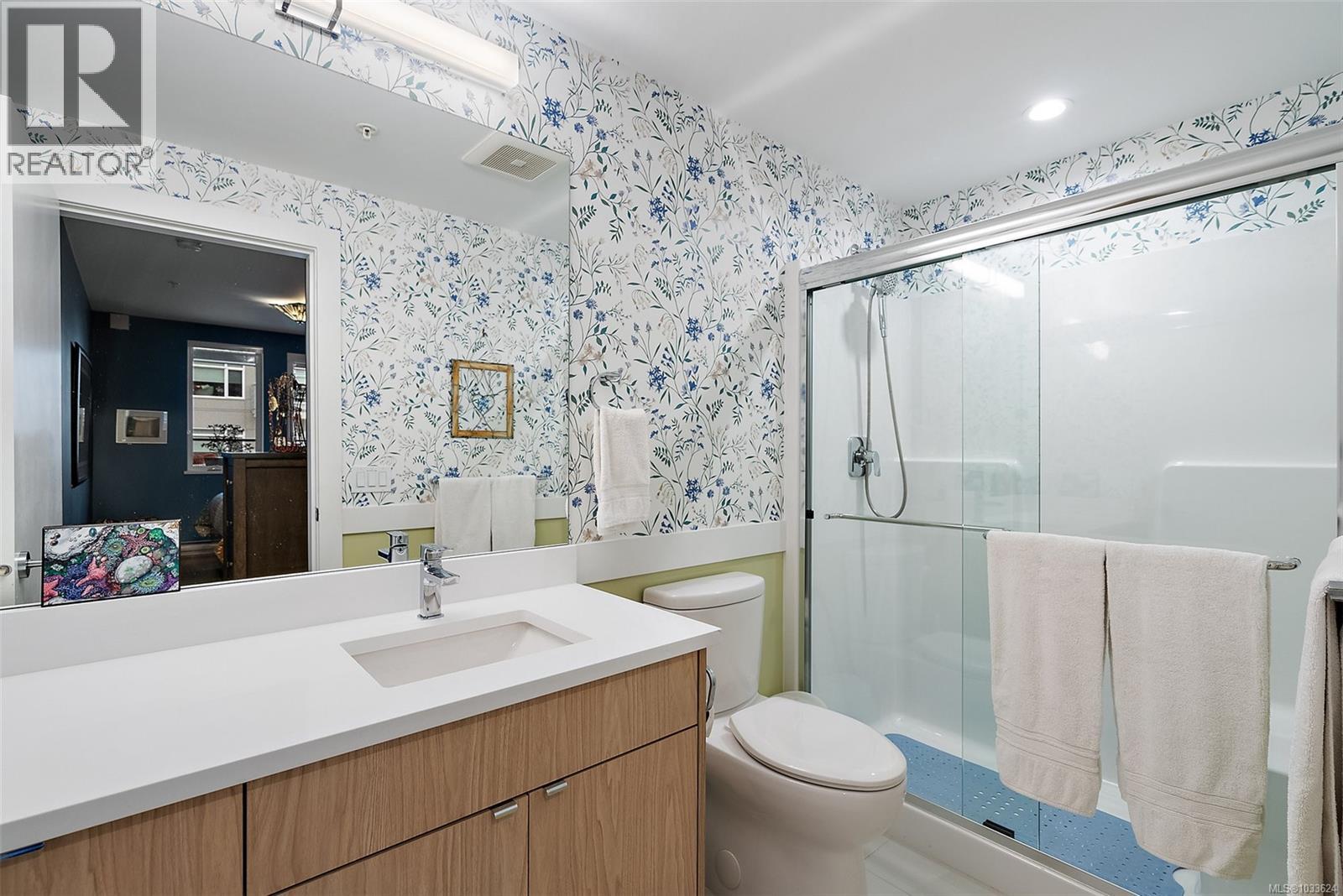 #203 2461 Sidney Ave - 19