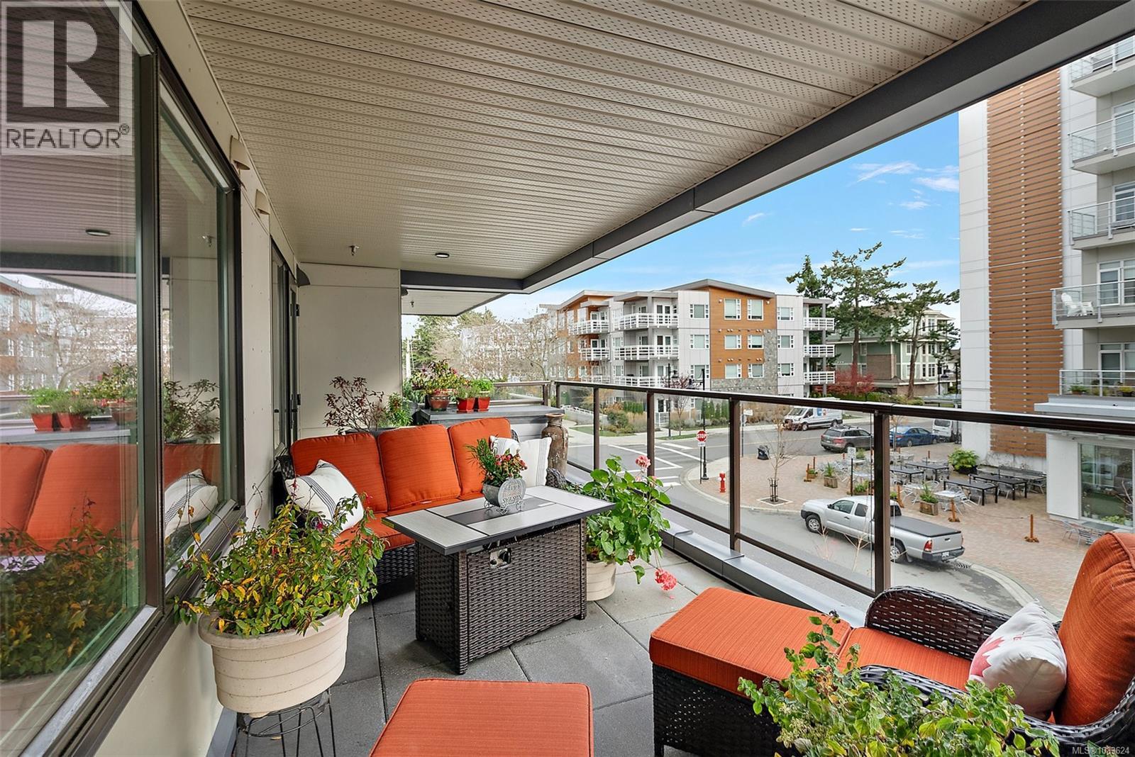 #203 2461 Sidney Ave - 22