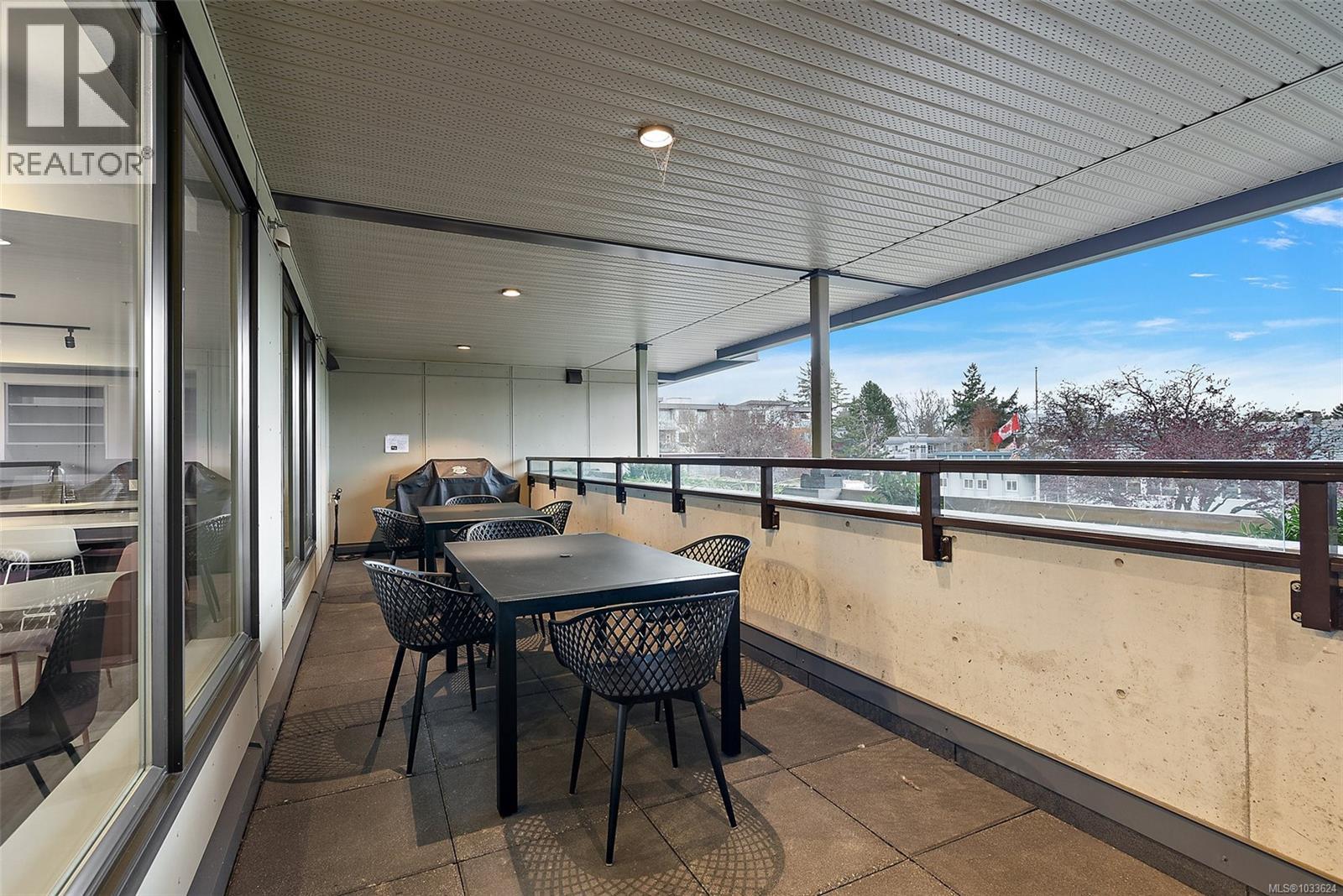 #203 2461 Sidney Ave - 27
