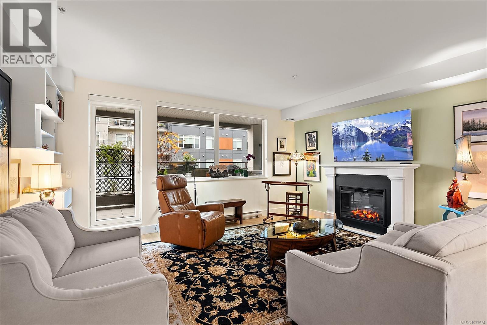 #203 2461 Sidney Ave - 6