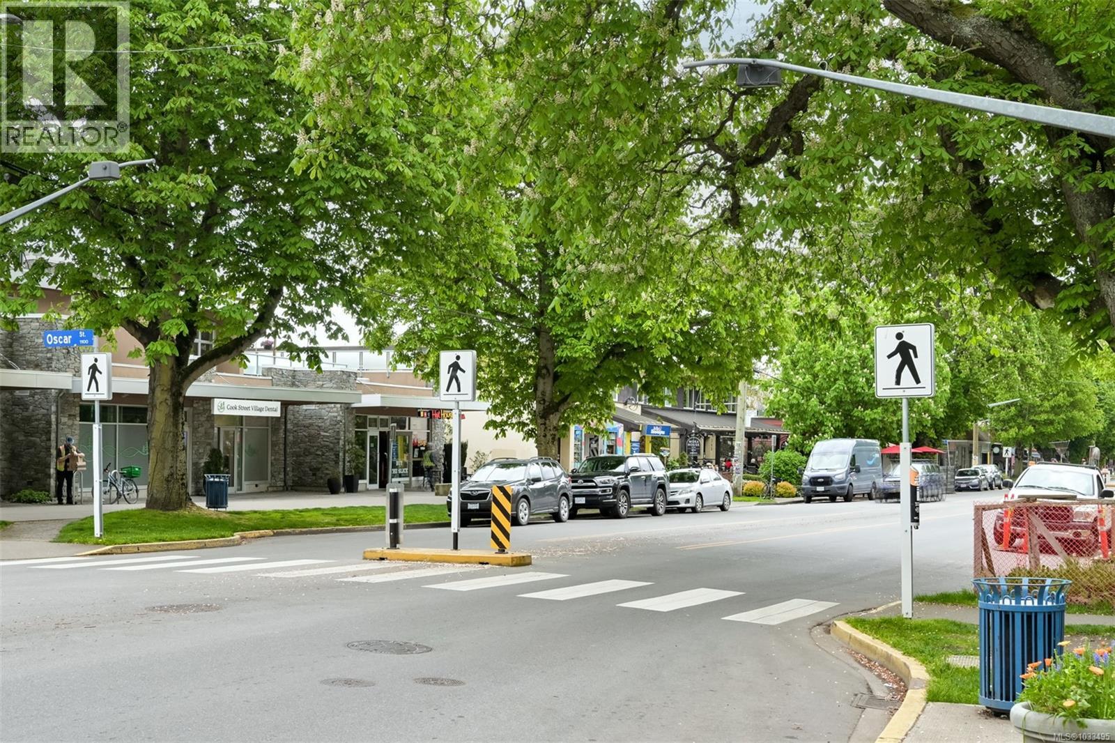 #209 1063 Southgate St - 17