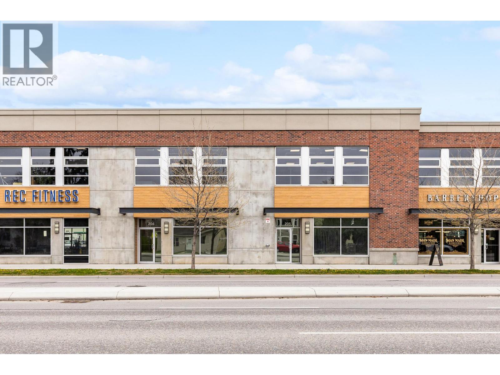 204 & 205 880 Clement Avenue, Kelowna