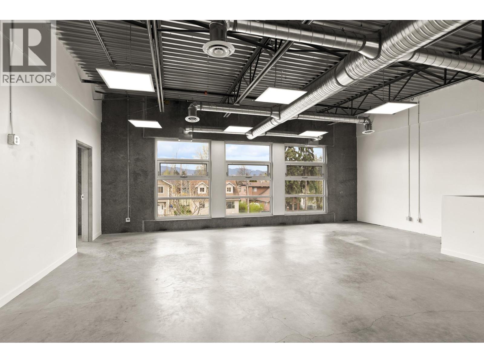 204 & 205 880 Clement Avenue, Kelowna