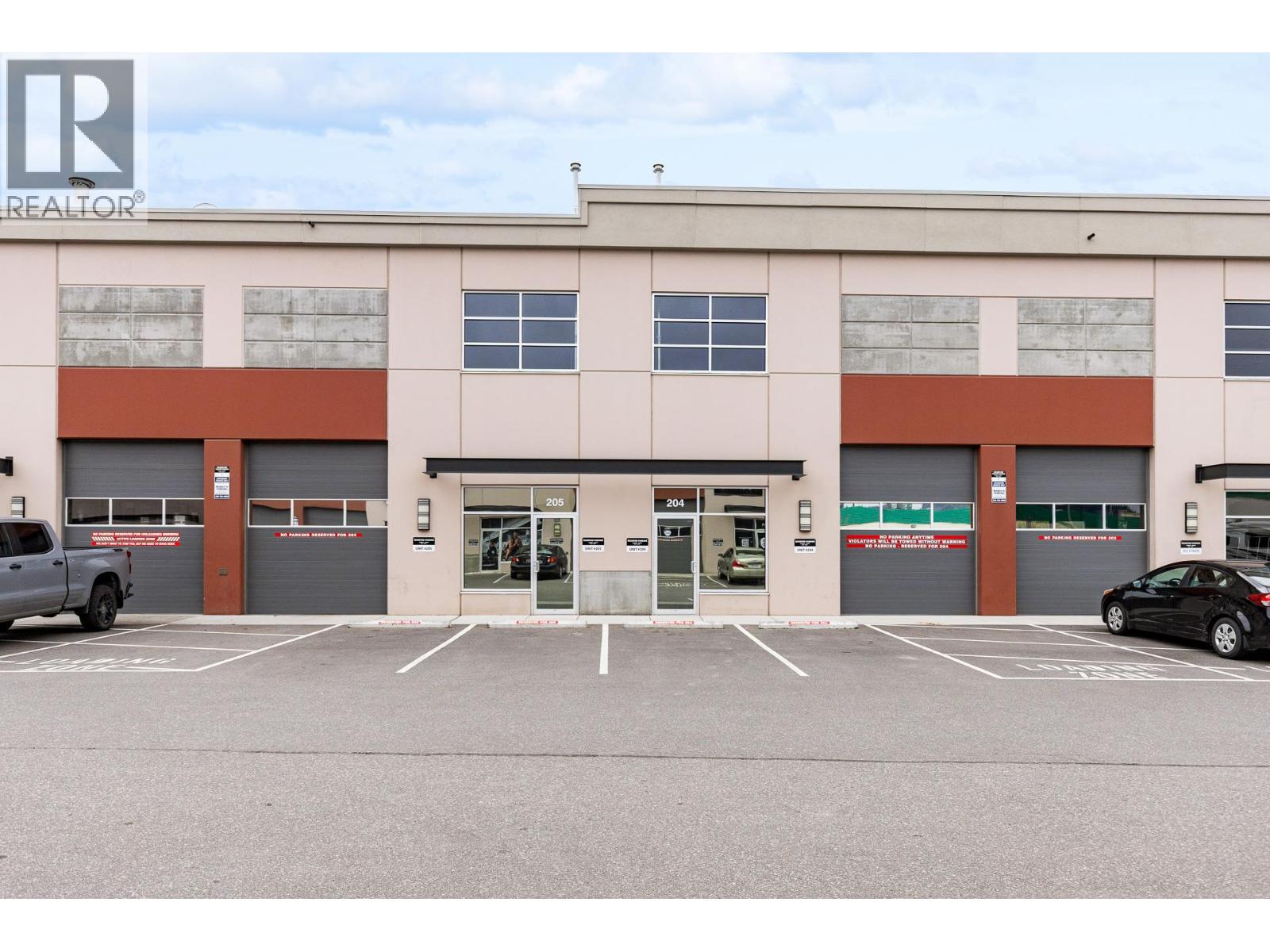 204 & 205 880 Clement Avenue, Kelowna