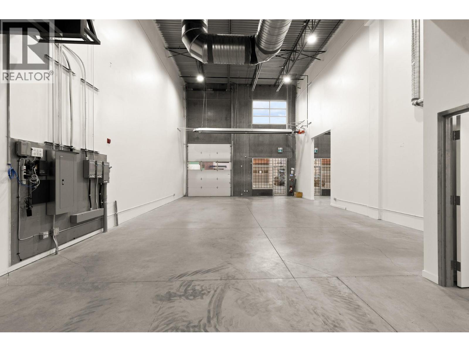 204 & 205 880 Clement Avenue, Kelowna