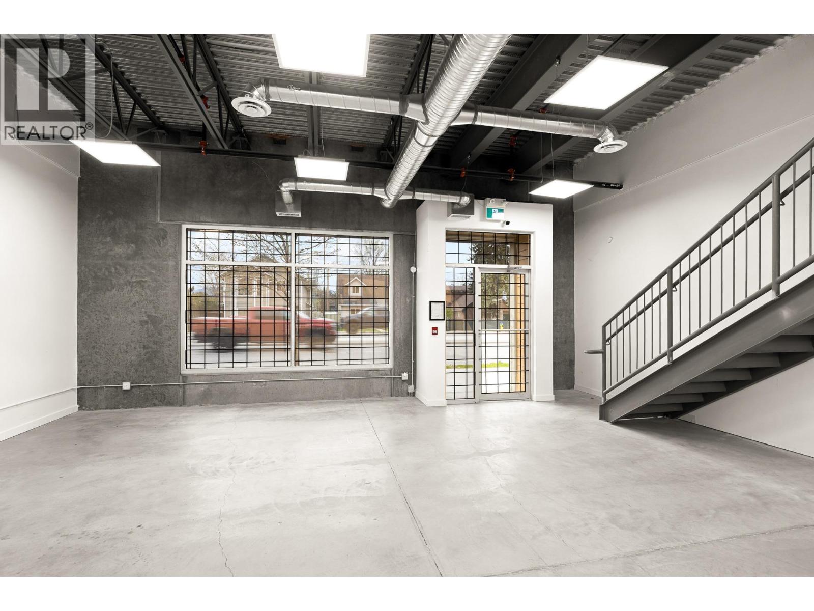 204 & 205 880 Clement Avenue, Kelowna