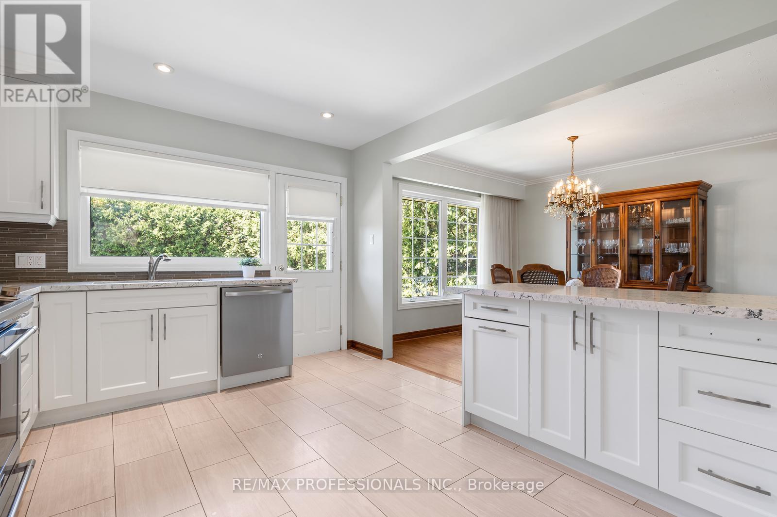 162 LLOYD MANOR ROAD - 16