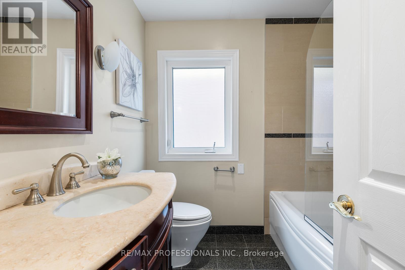 162 LLOYD MANOR ROAD - 23