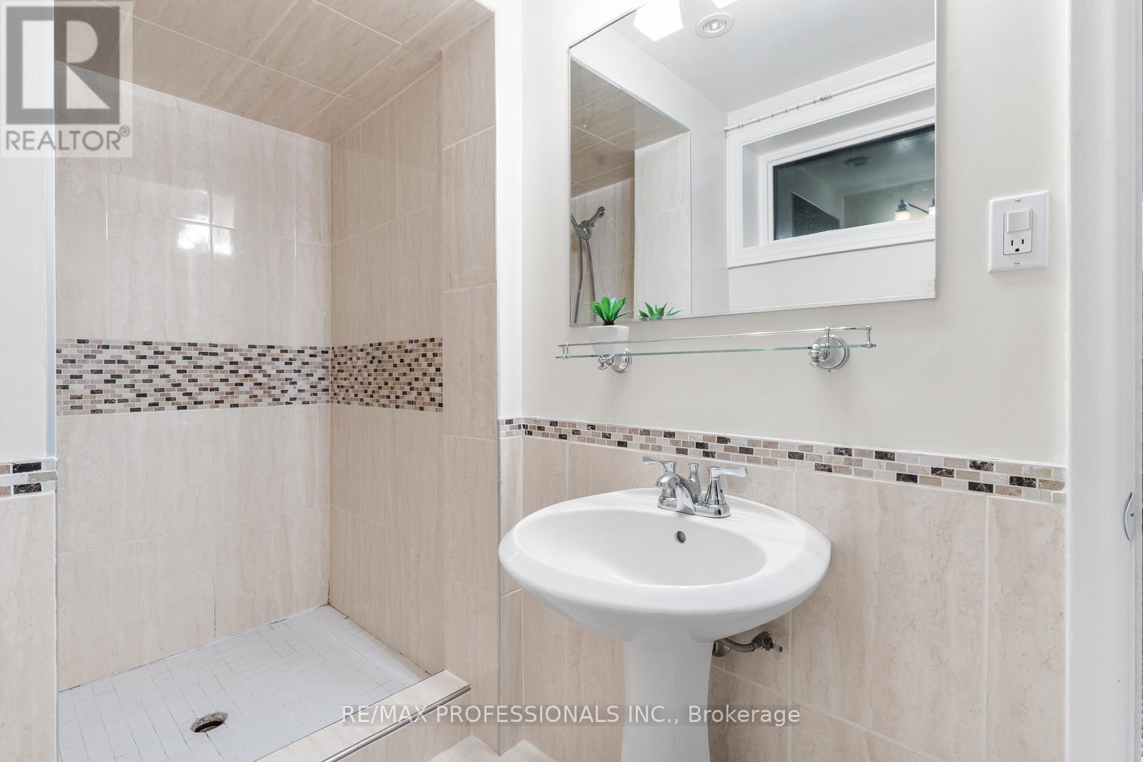 162 LLOYD MANOR ROAD - 31