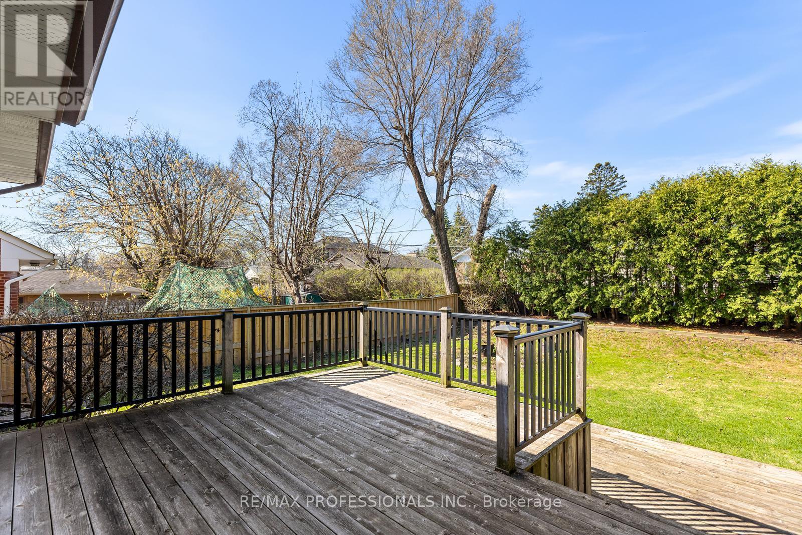 162 LLOYD MANOR ROAD - 39