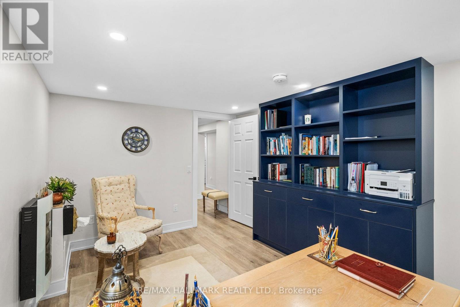 136 LOTHIAN AVENUE — photo 22