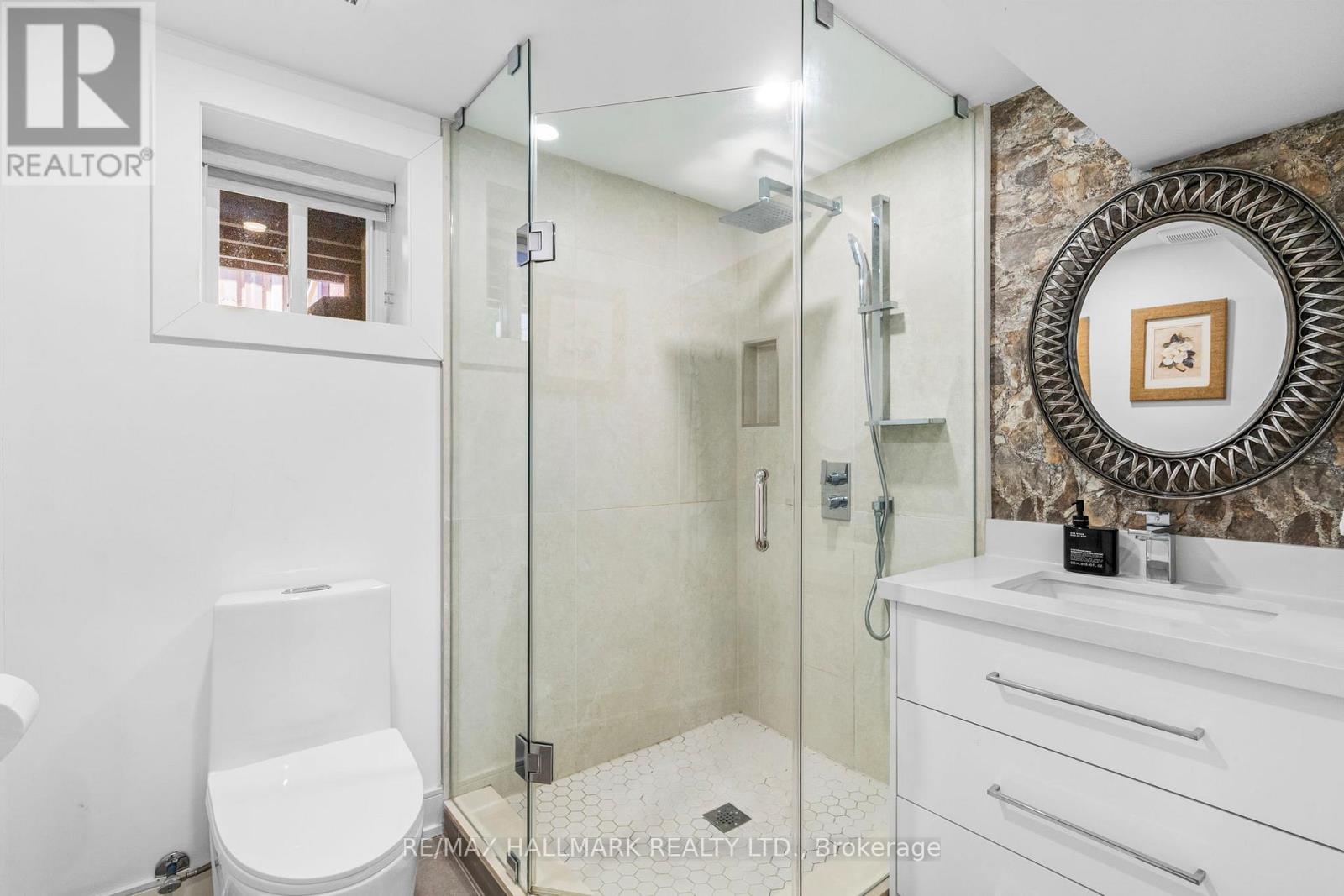 136 LOTHIAN AVENUE — photo 27