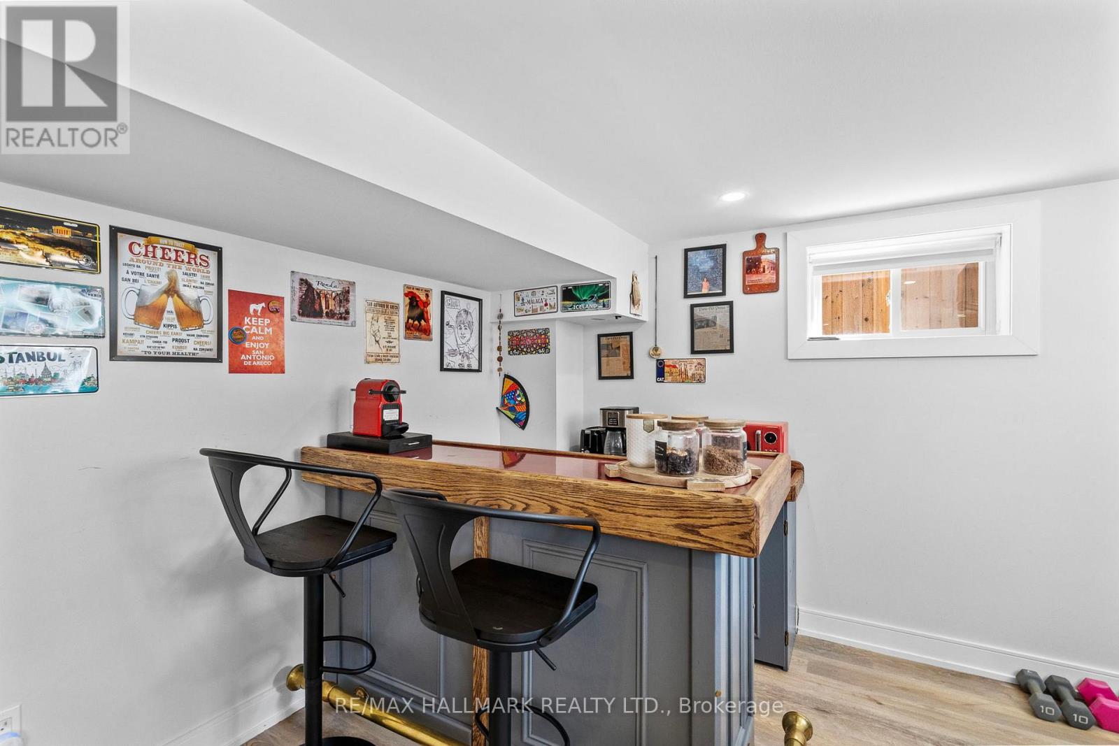 136 LOTHIAN AVENUE — photo 31