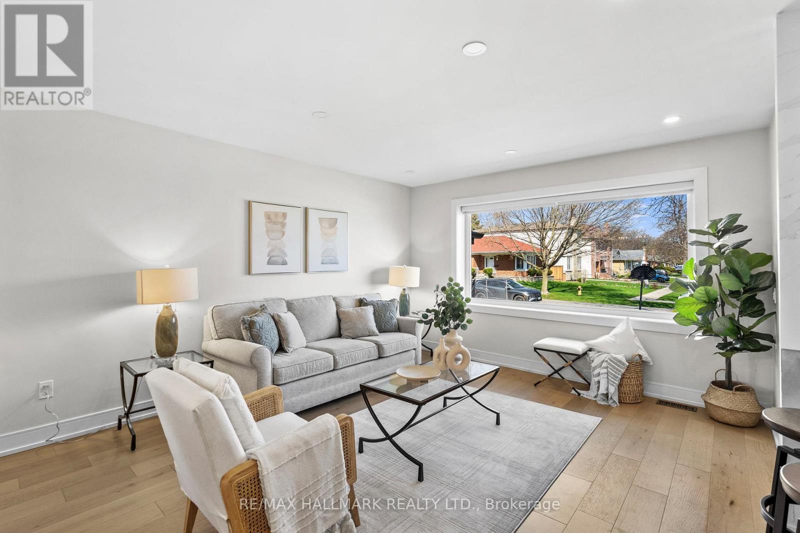 136 LOTHIAN AVENUE — photo 7