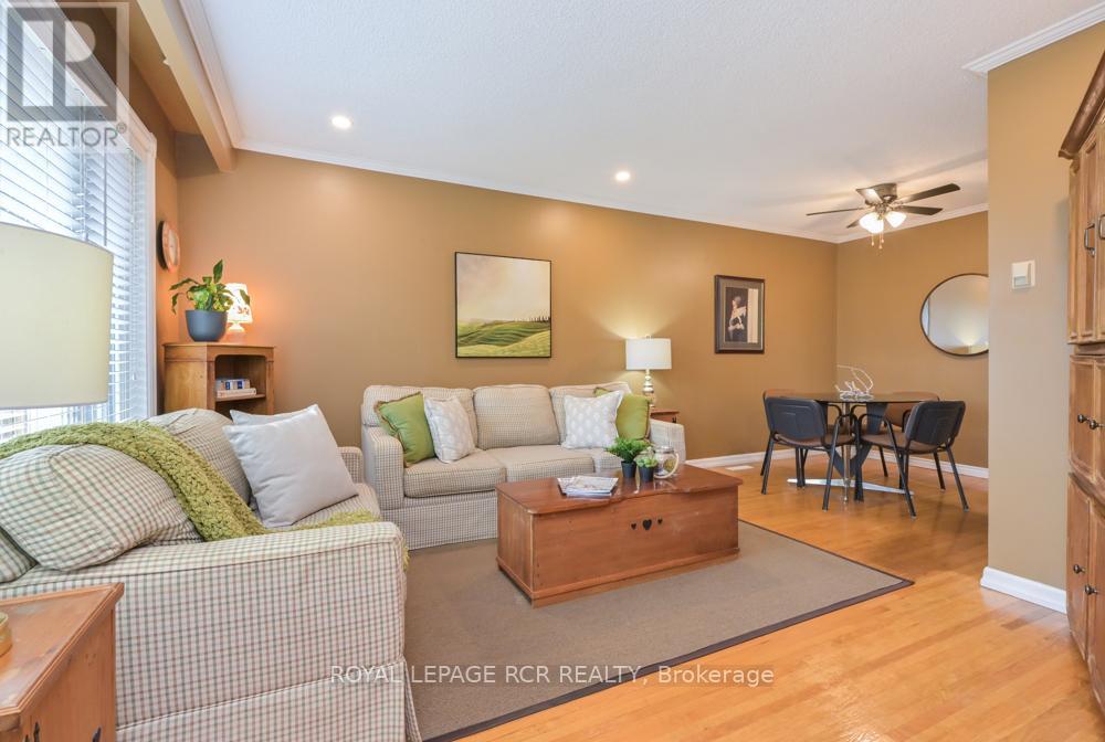 5 LAWRENCE AVENUE W - 10