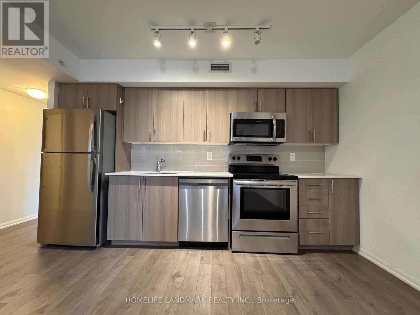 #208 3091 DUFFERIN STREET - 11