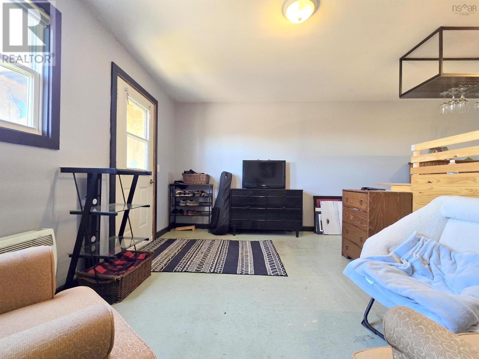 Property 34 of 38 of 13 West Victoria Street