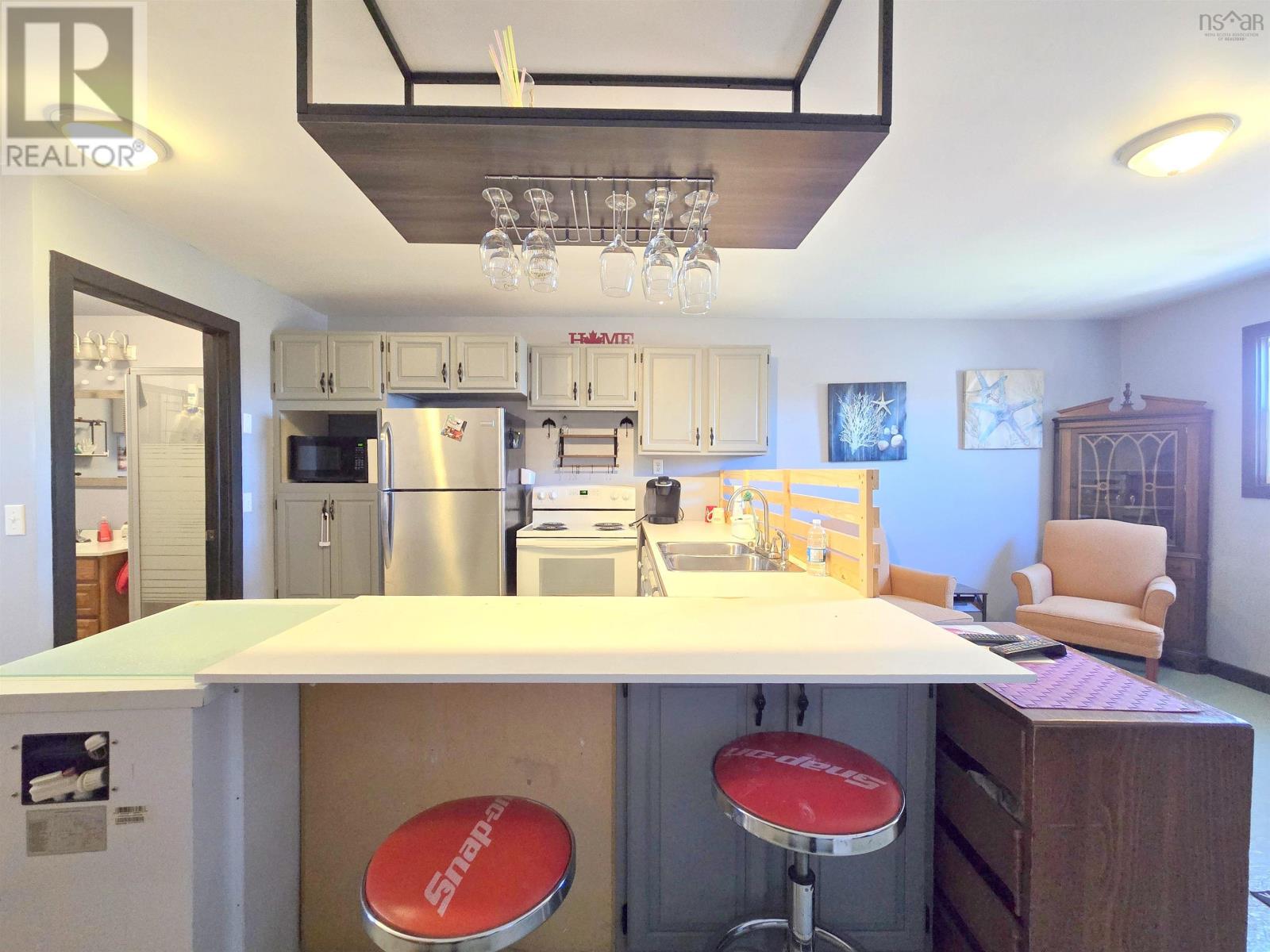 Property 31 of 38 of 13 West Victoria Street