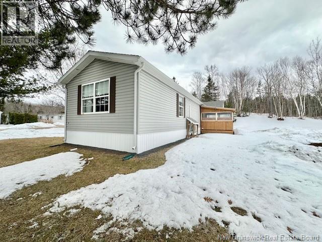61 Maple Green Crescent - 3