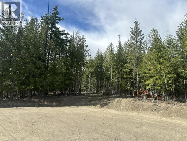  2305 Lions Ridge Road, Celista