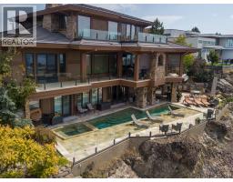  706 Highpointe Court, Kelowna