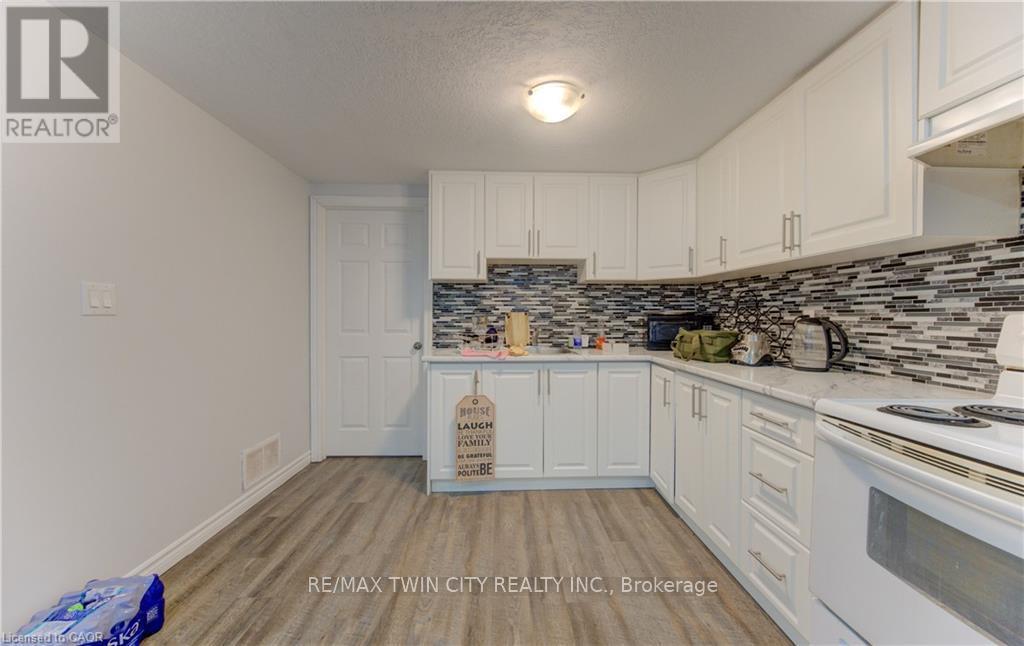 110 HAZELGLEN DRIVE — photo 23