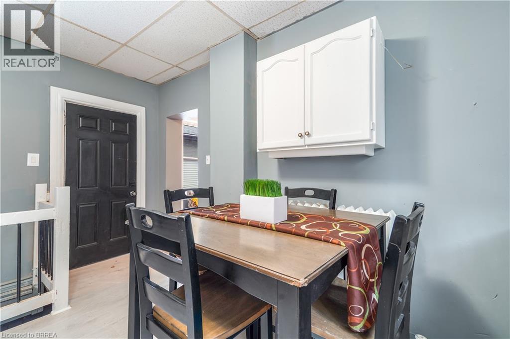 276 DALHOUSIE Street - 12