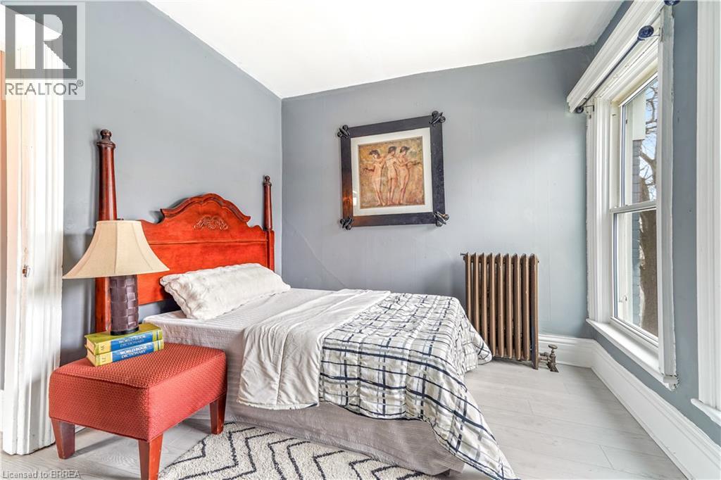 276 DALHOUSIE Street - 23