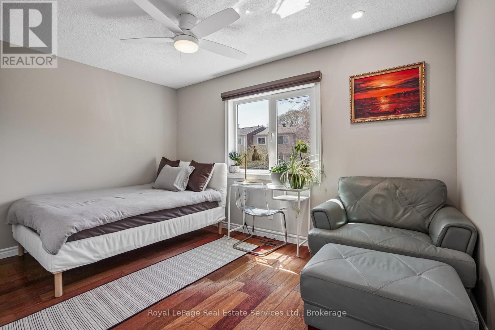 2nd Bedroom