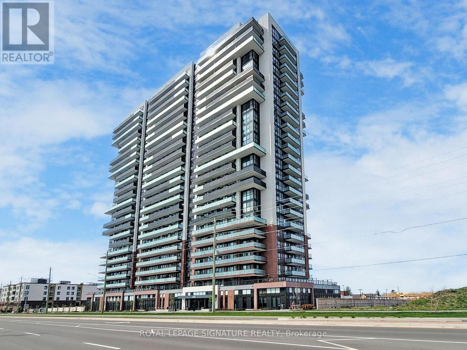 #2121 2550 SIMCOE STREET N - 1