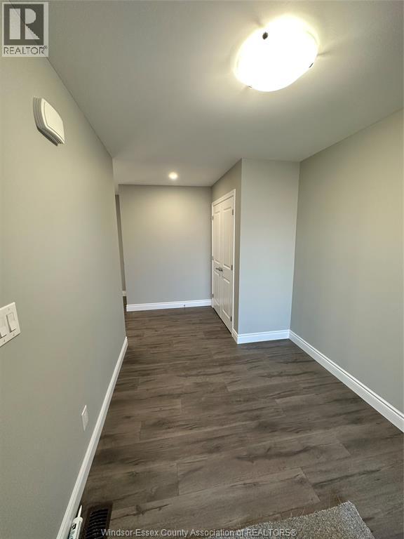 8 BETTY COURT - 12