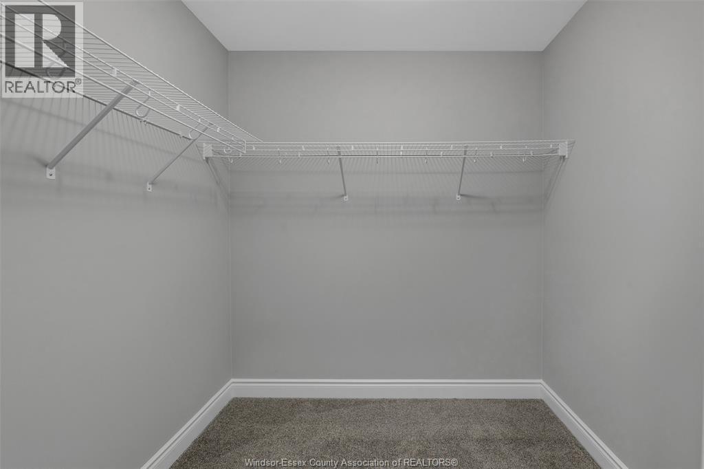 8 BETTY COURT - 21
