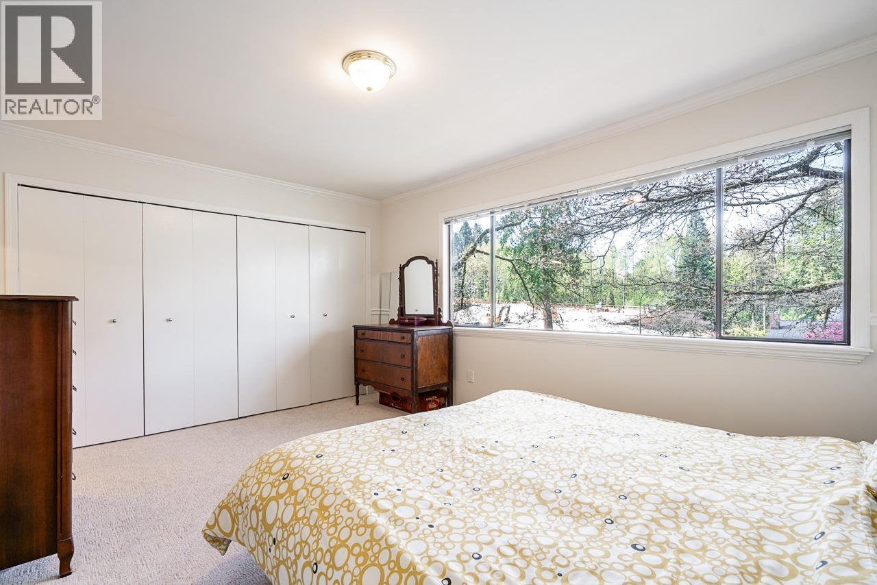 2 1960 RUFUS DRIVE, North Vancouver