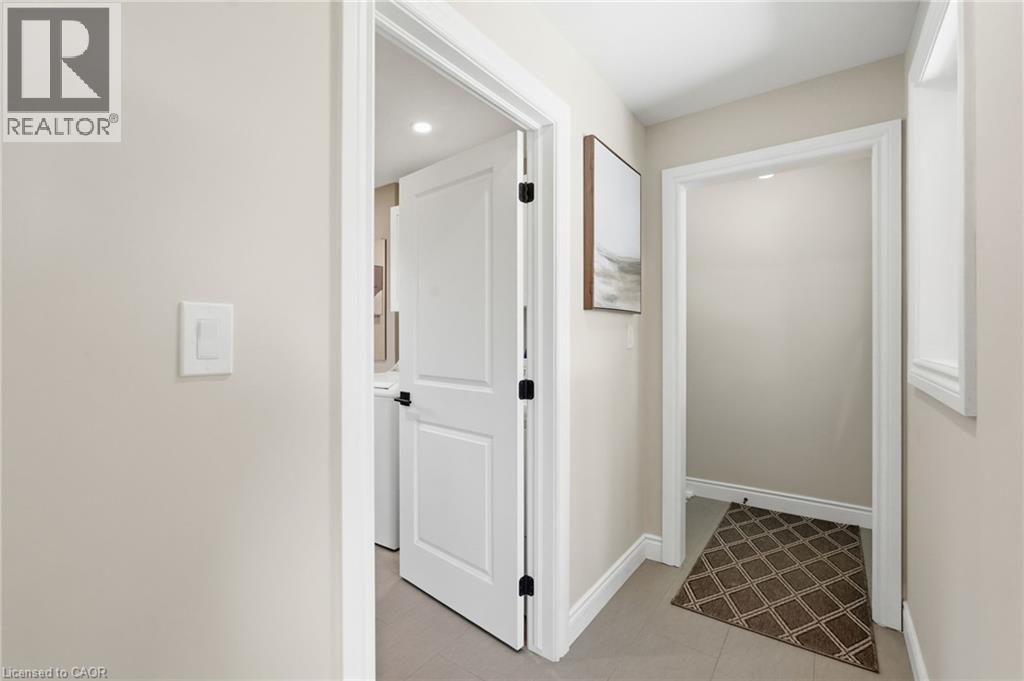 133 NEW LAKESHORE Road - 32