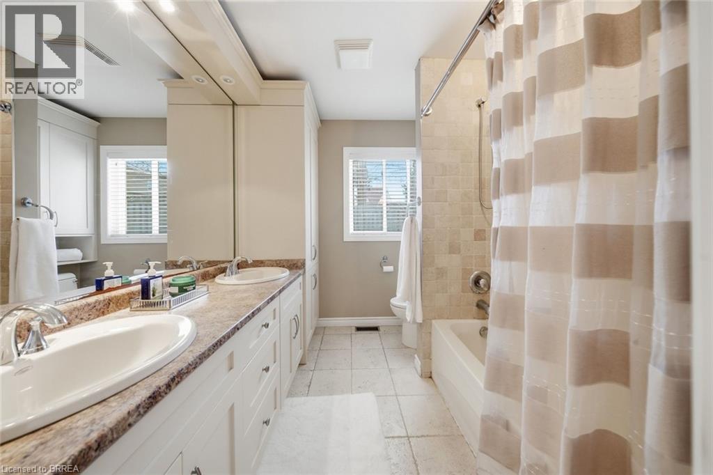 71 PINECREST Drive — photo 18
