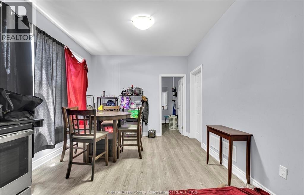294 LOUIS AVENUE - 17