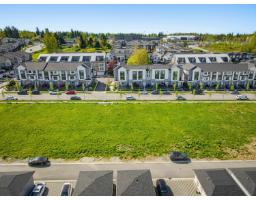 20149 81a Avenue, Langley, BC V2Y2A8 Photo 9