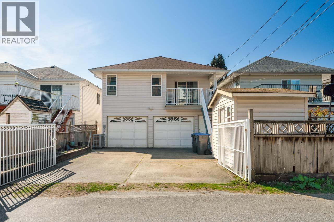 3156 JERVIS STREET, Port Coquitlam