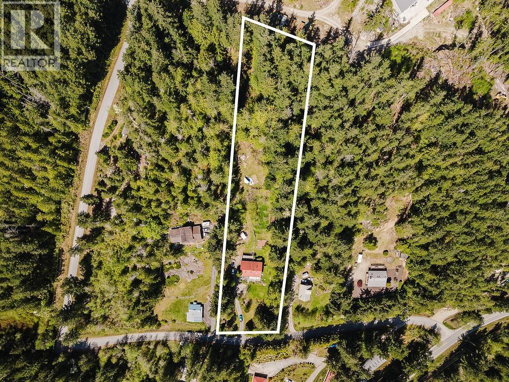 5899 SPRIGGS ROAD, Madeira Park