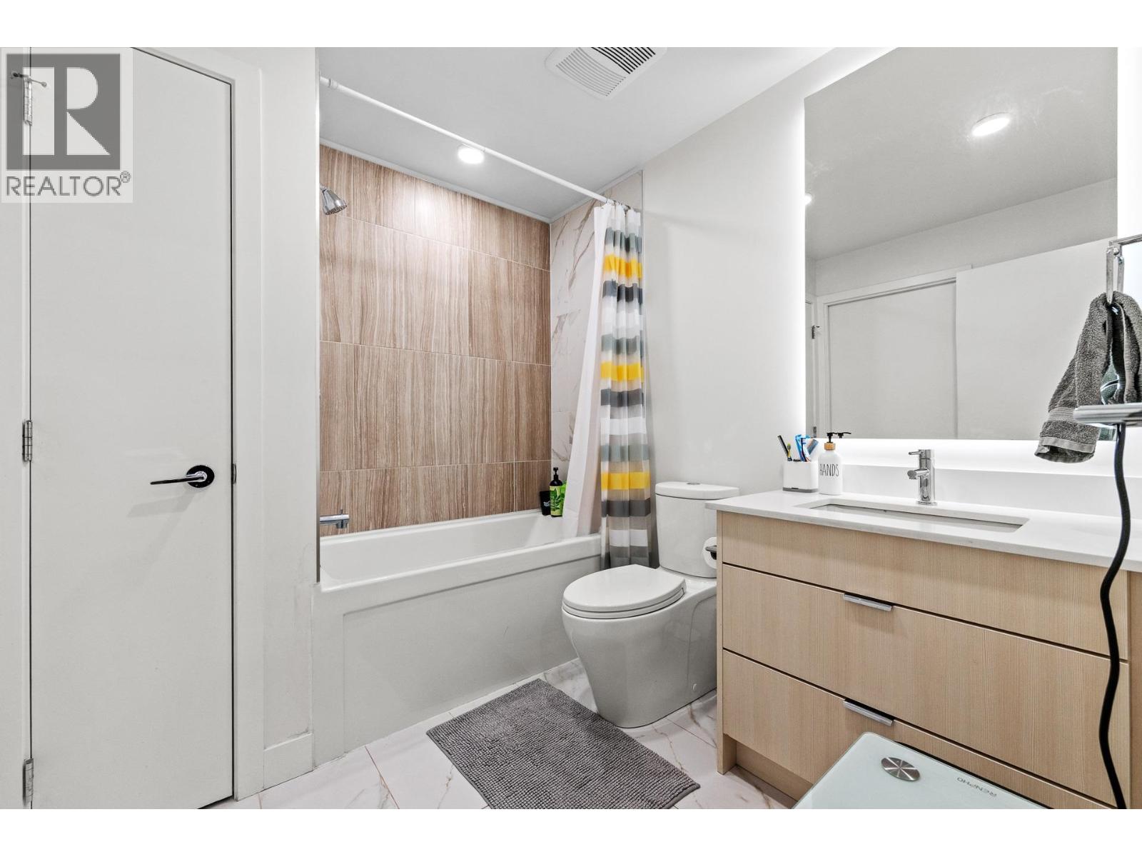 #215-1892 STARLING Drive, Tsawwassen