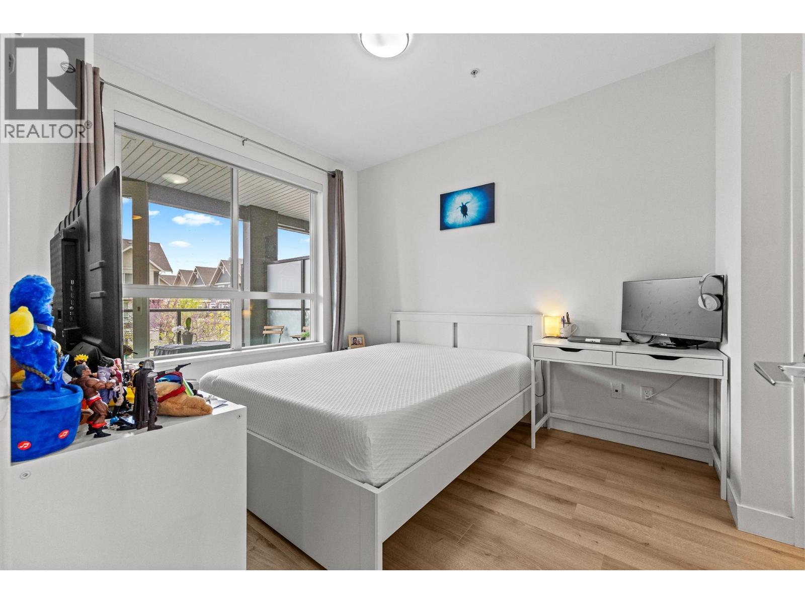 #215-1892 STARLING Drive, Tsawwassen