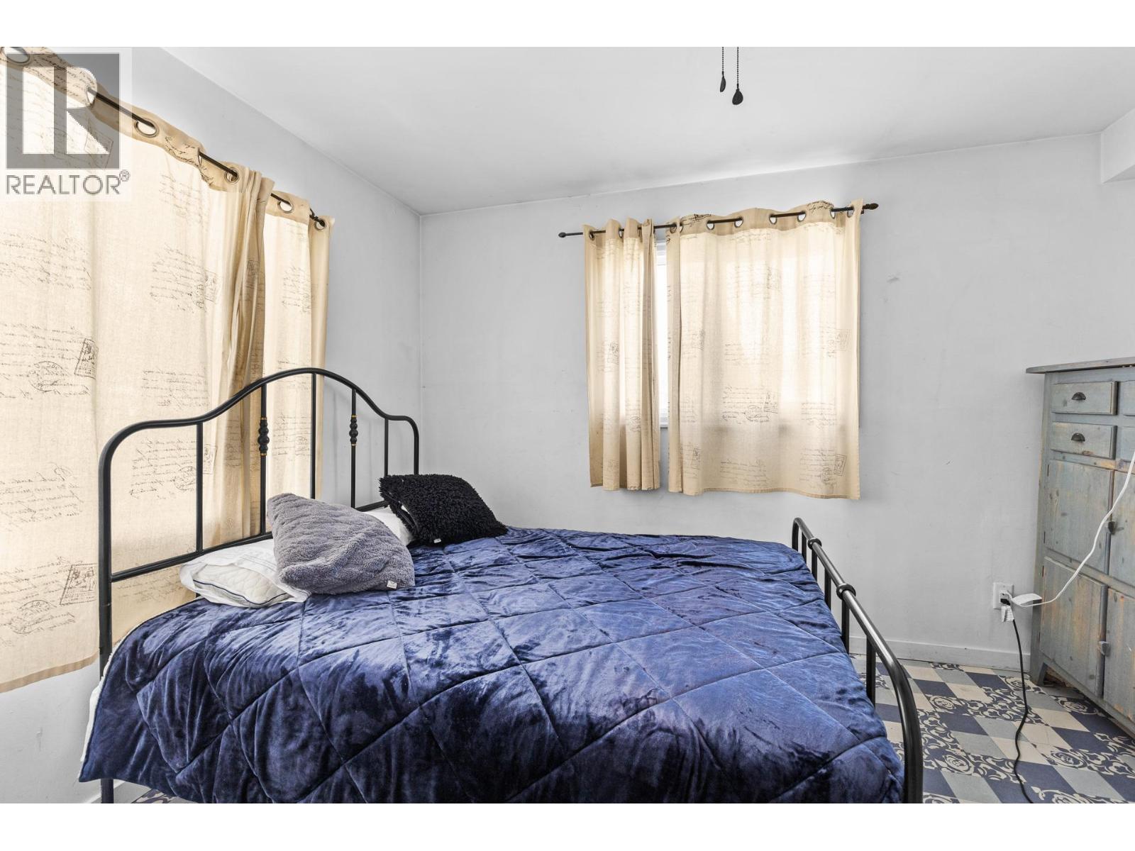  2029 Richter Street, Kelowna