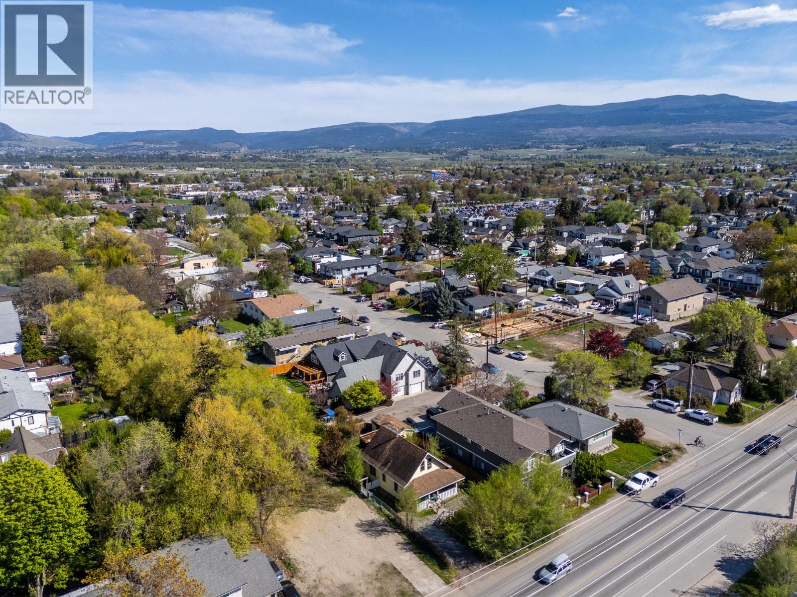  2029 Richter Street, Kelowna