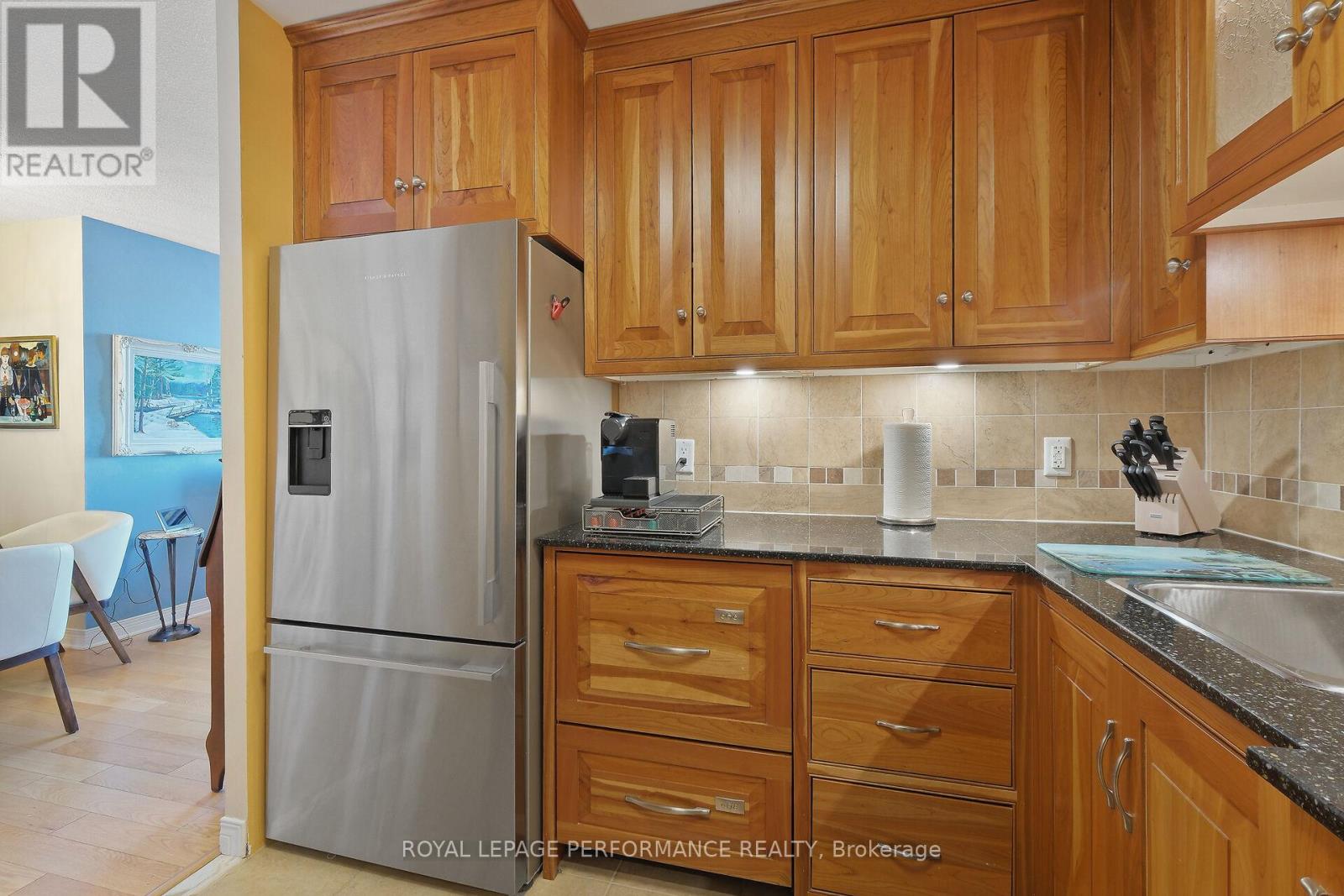#1003 71 SOMERSET STREET W - 12